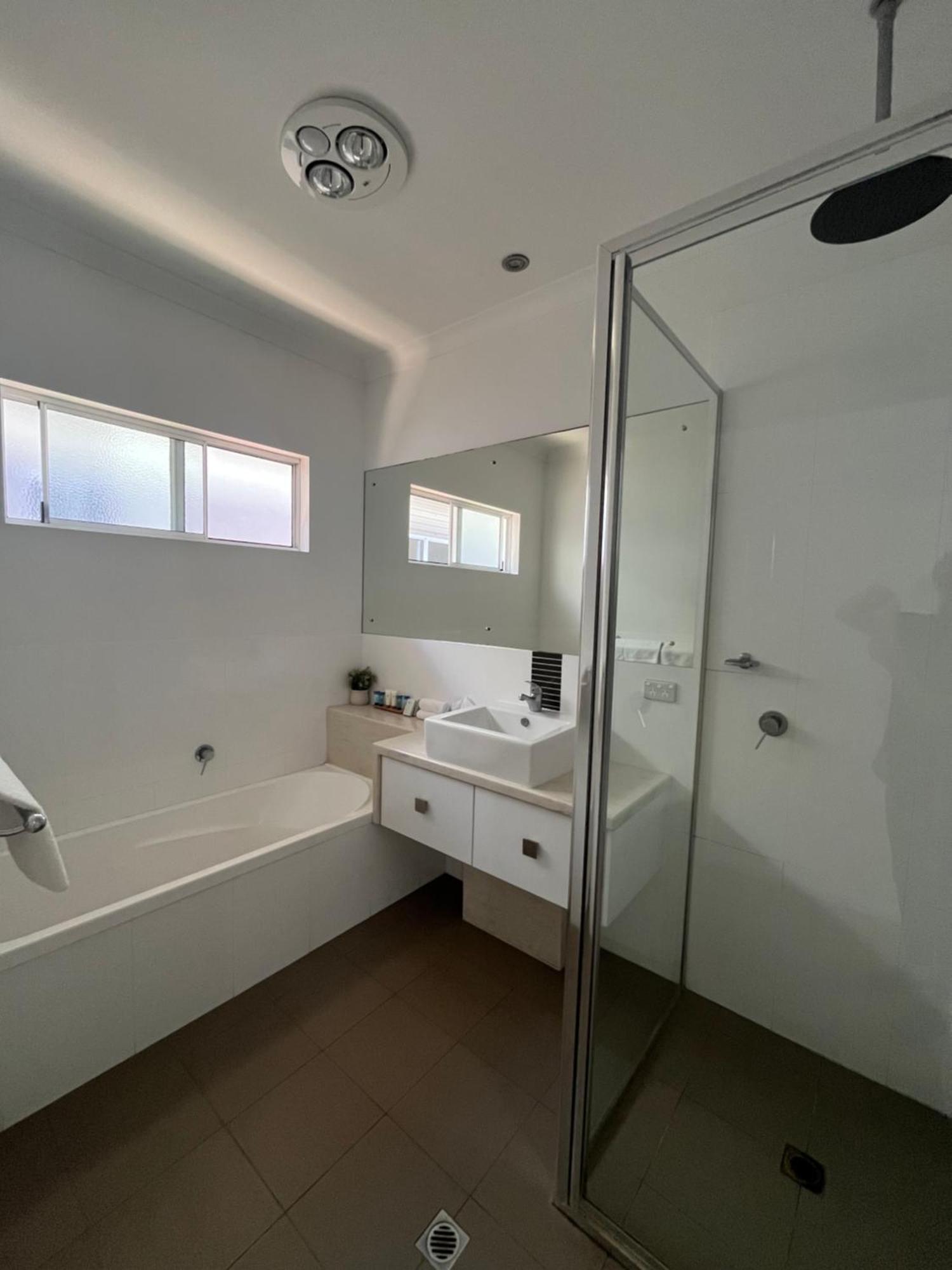 Clearwater Motel Apartments Esperance Exterior foto
